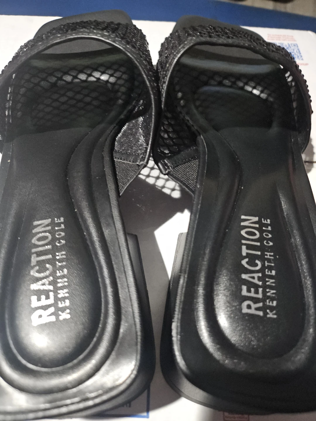REACTION Kenneth Cole Women's Black Mesh Slide Sandals - photo 3