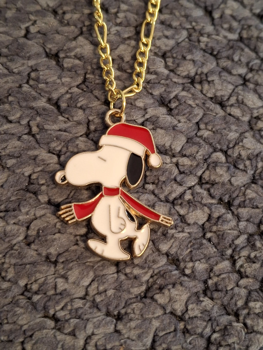 Snoopy Christmas Necklace - photo 3