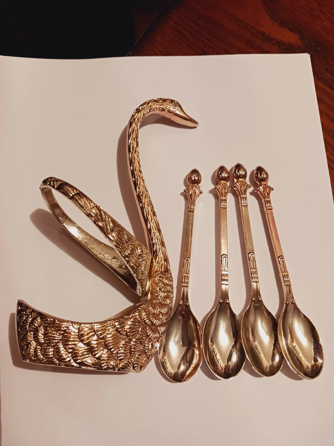 Beautiful Swan Spoon Holder Set with 4 Spoons - photo 2