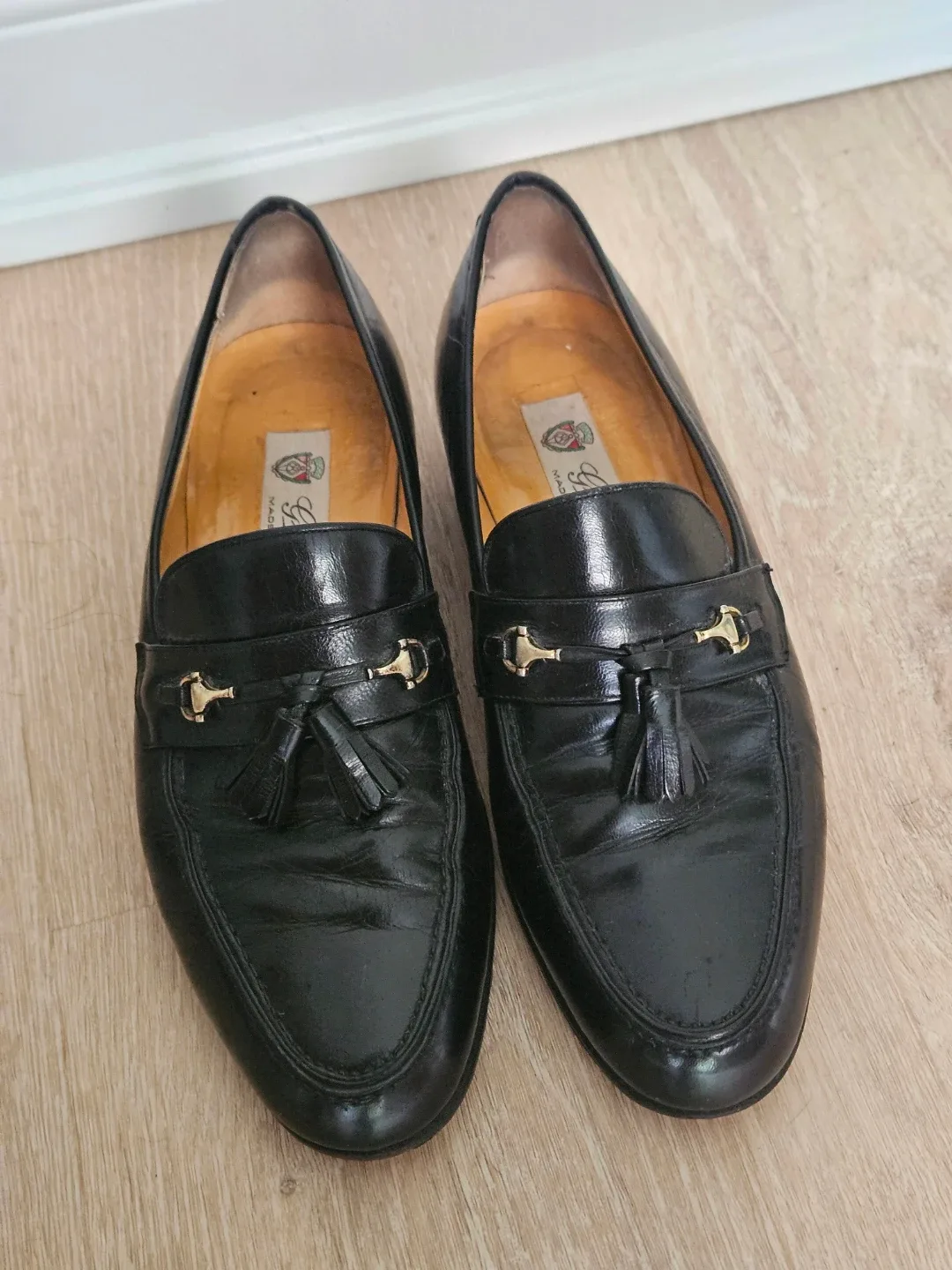 Black Leather Gucci Shoes