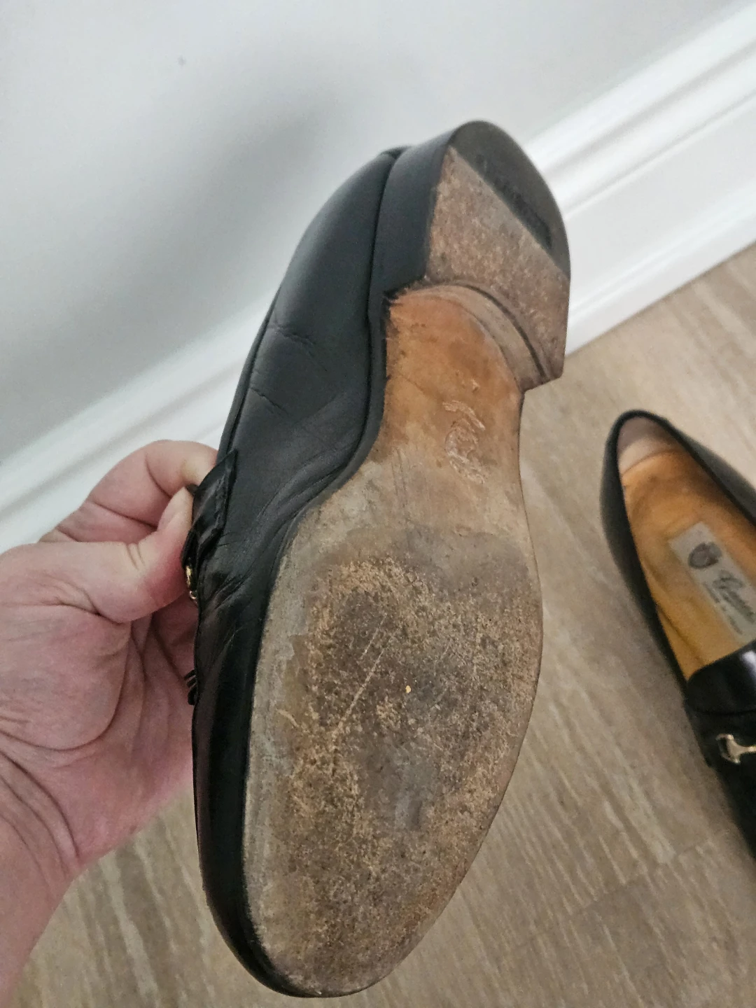 Black Leather Gucci Shoes - photo 4