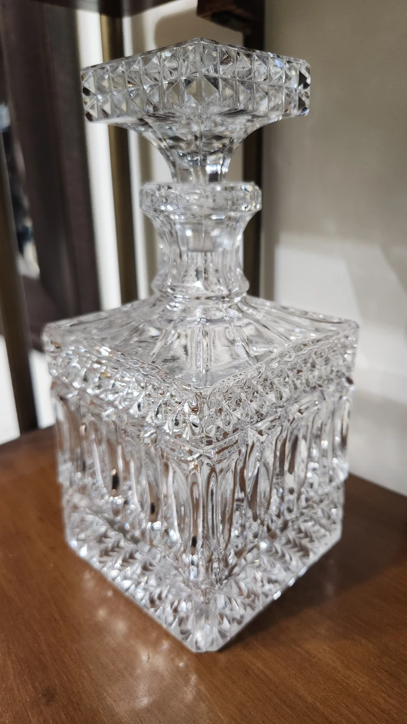 Crystal Decanter with Stopper - photo 2