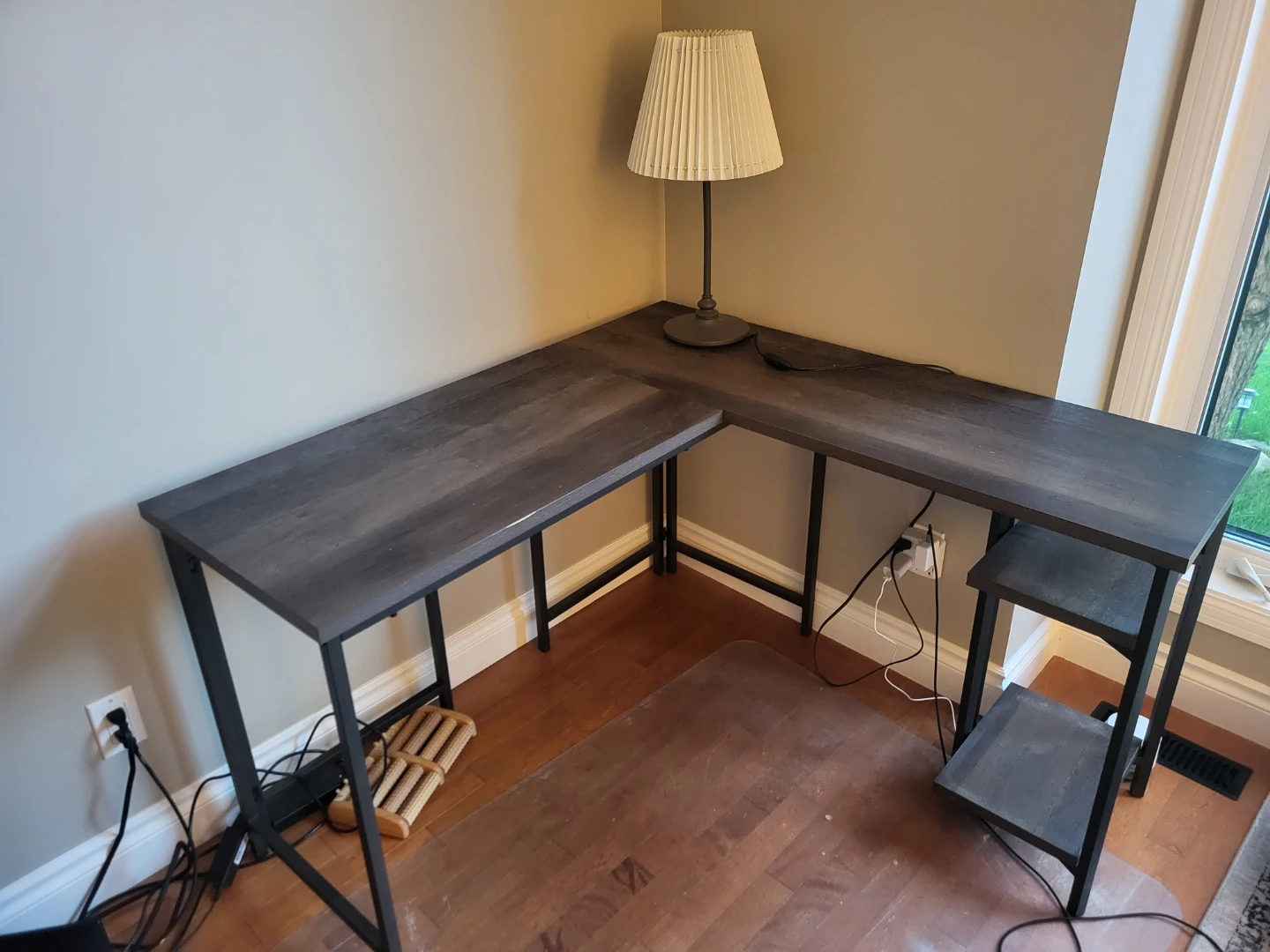 L-Shaped Corner Desk