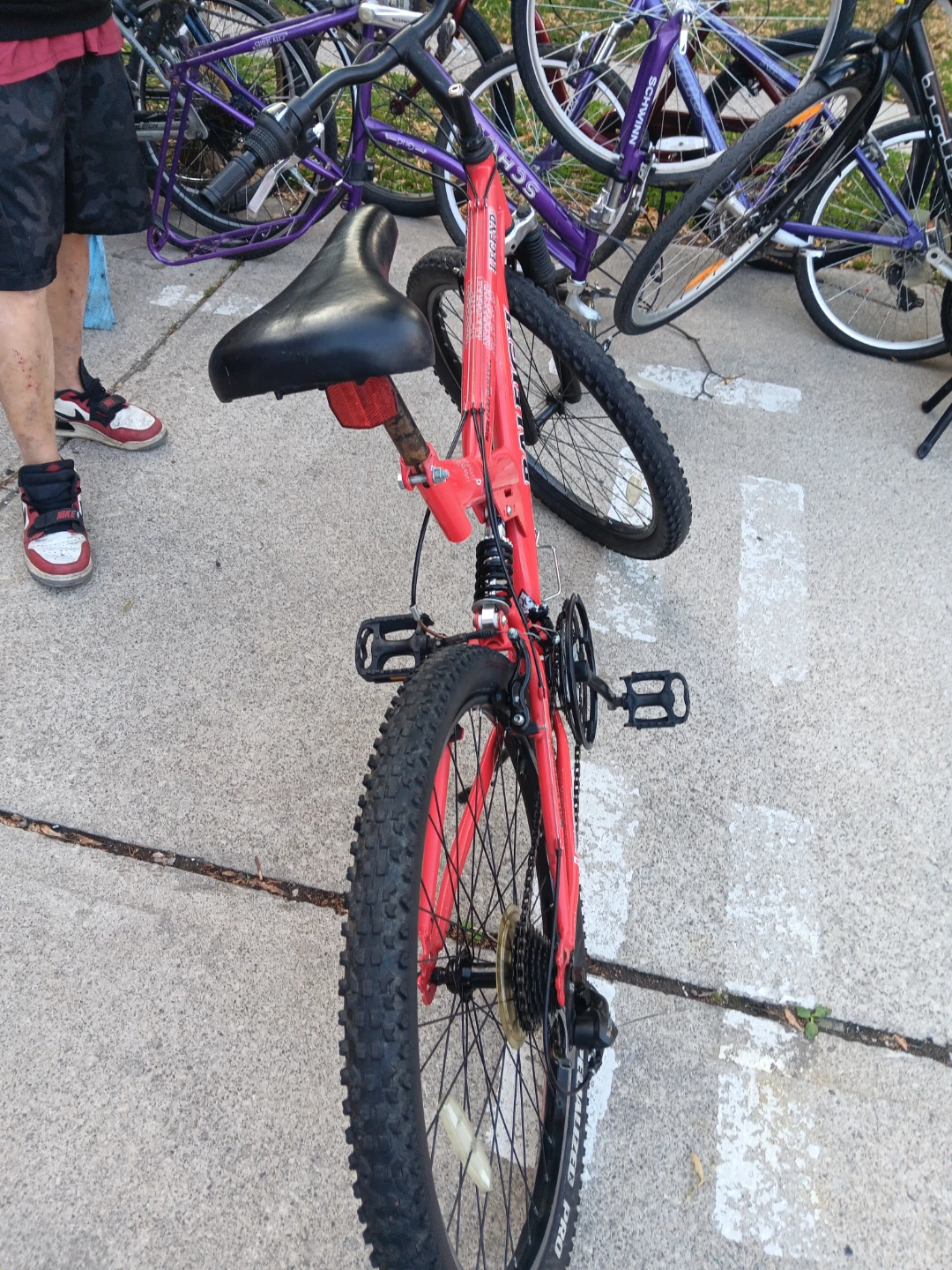 Raleigh Legend Mountain Bike - photo 4