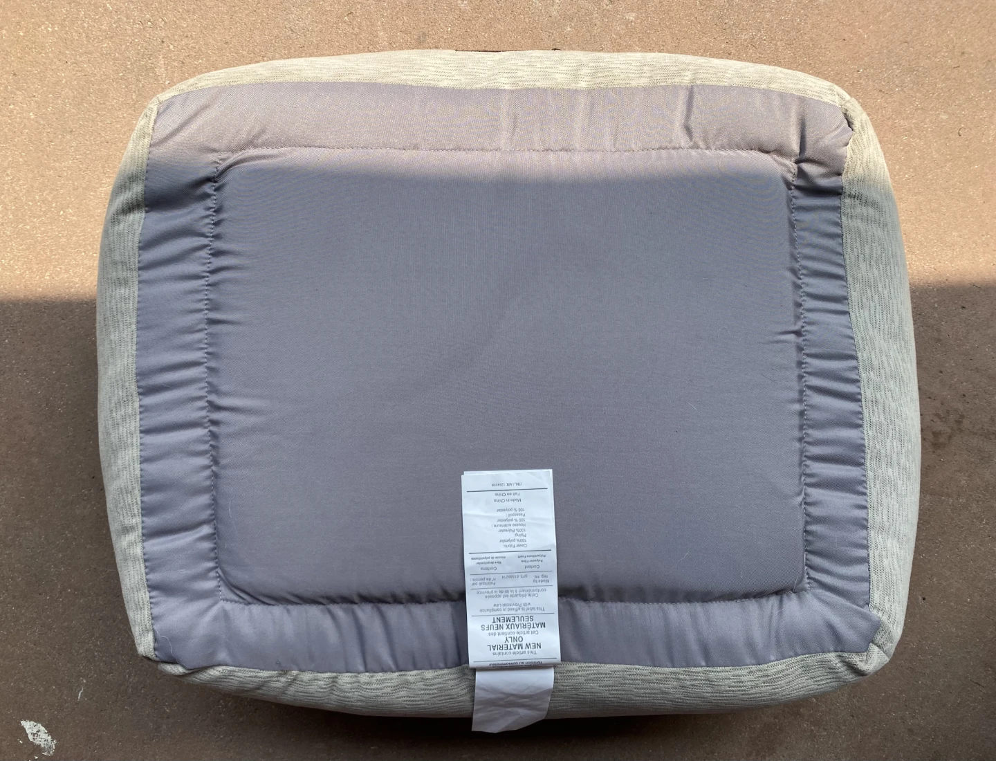 Kirkland Signature Dog Bed  +  Bowls - photo 4