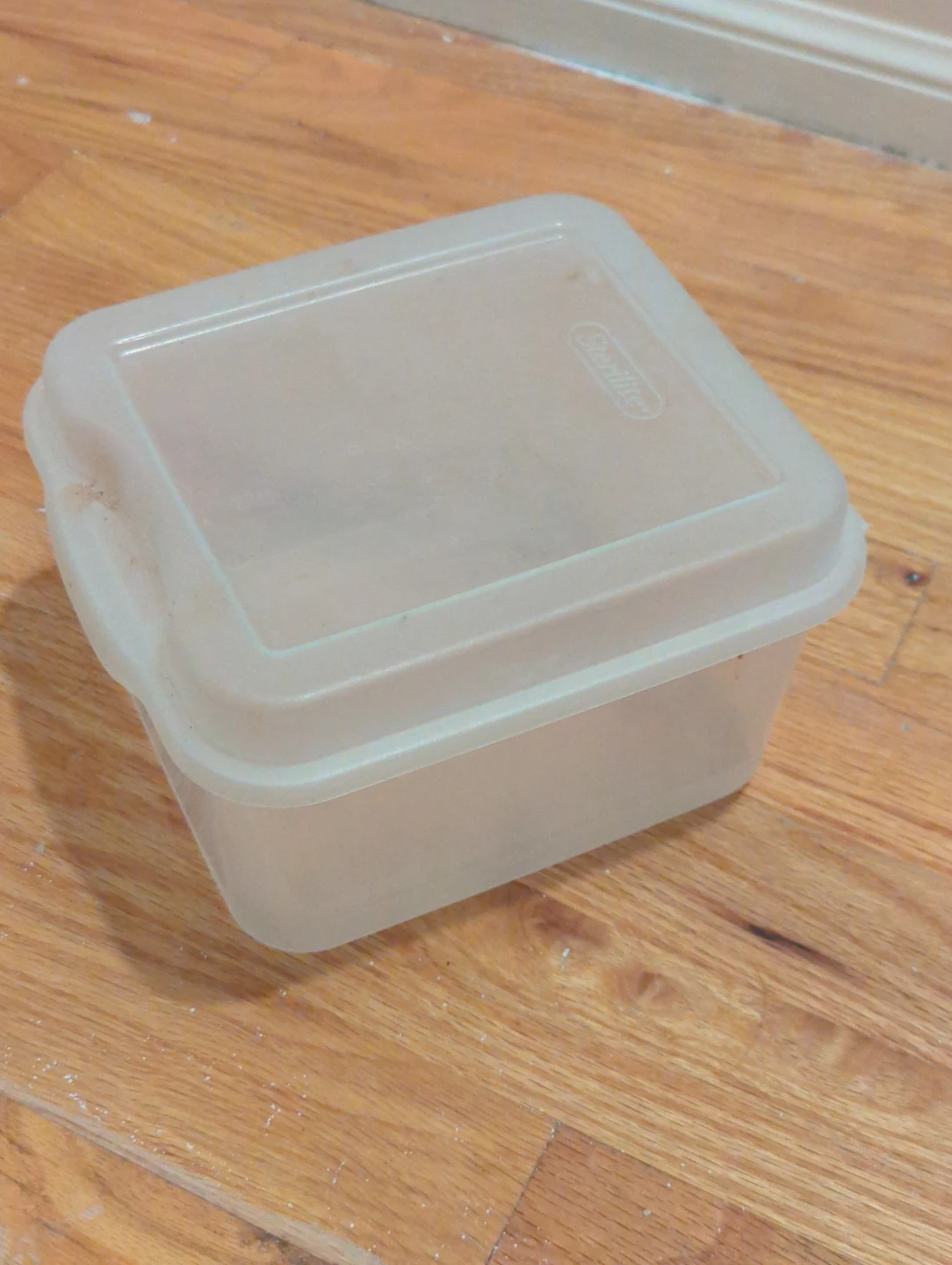 Sterilite Food Storage Container - photo 2