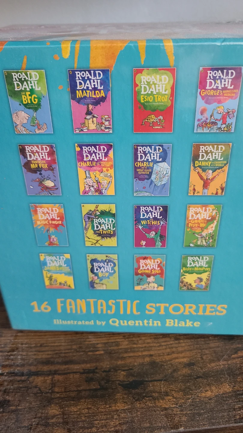 Roald Dahl 16 Fantastic Stories Book Set