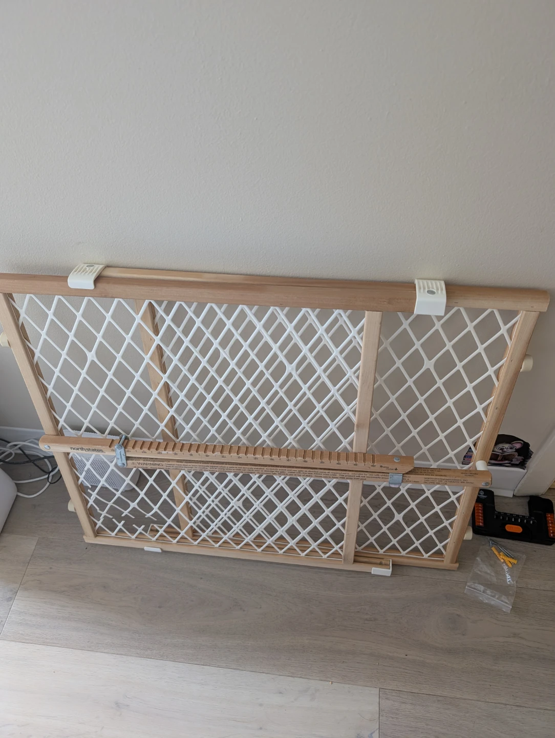 North States Toddleroo Diamond Mesh Gate, Brown