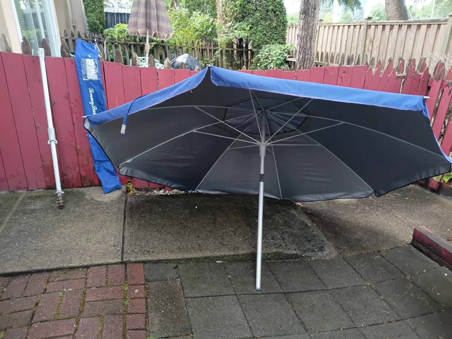 Tommy Bahama Blue Beach Umbrella - photo 4