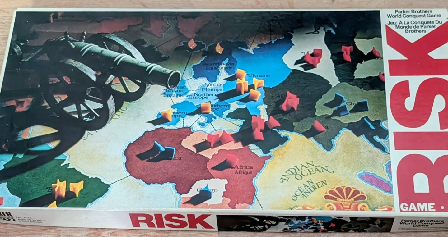 Parker Brothers Risk World Conquest Game