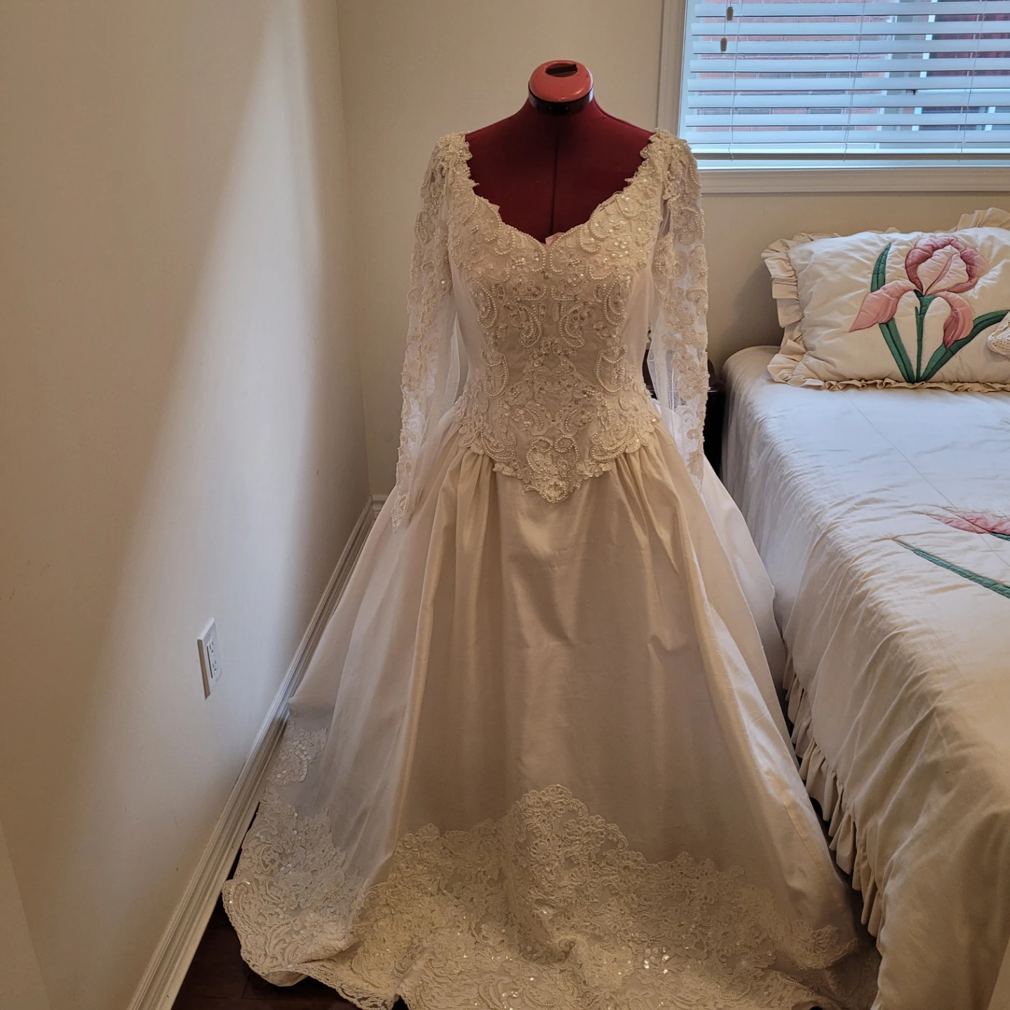White Lace Wedding Dress with Long Sleeves - photo 5