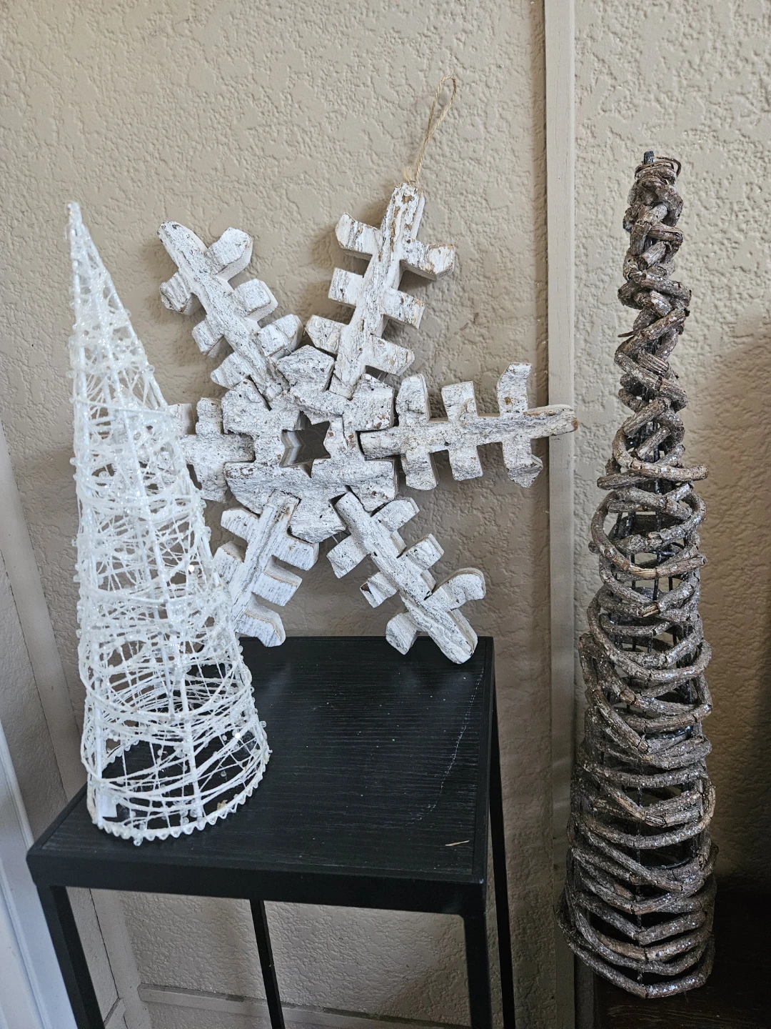 Rustic Twig Christmas Tree and Wooden Snowflake Decor - photo 2