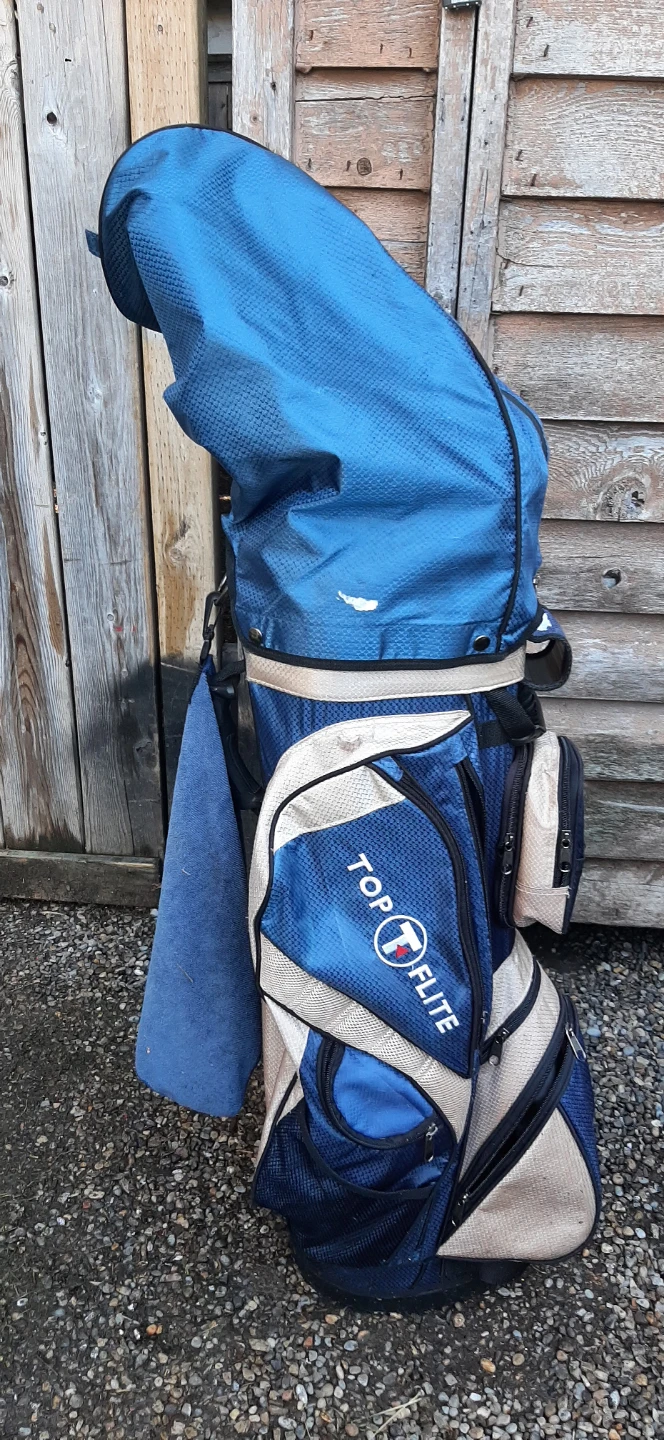 Set Of Men's Right Handed Golf Clubs With Bag - photo 3