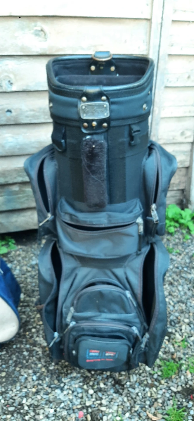 Set Of Men's Right Handed Golf Clubs With Bag - photo 4