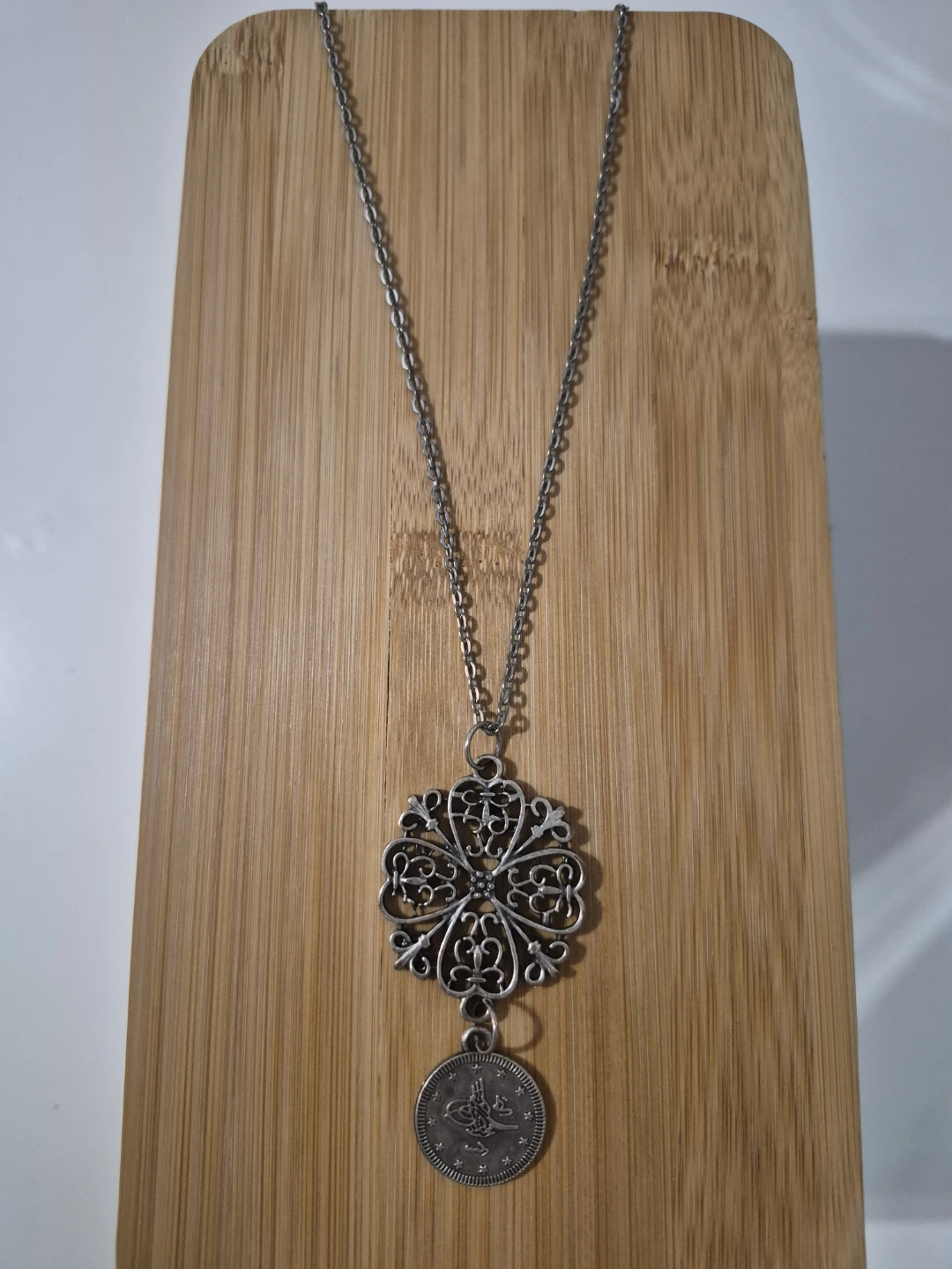 Collection of necklaces and bracelets - photo 2
