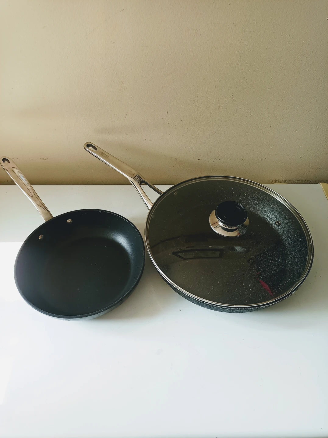 2x Pans+Lid
