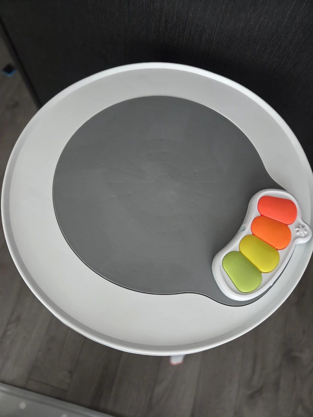 Baby/toddler table - photo 2