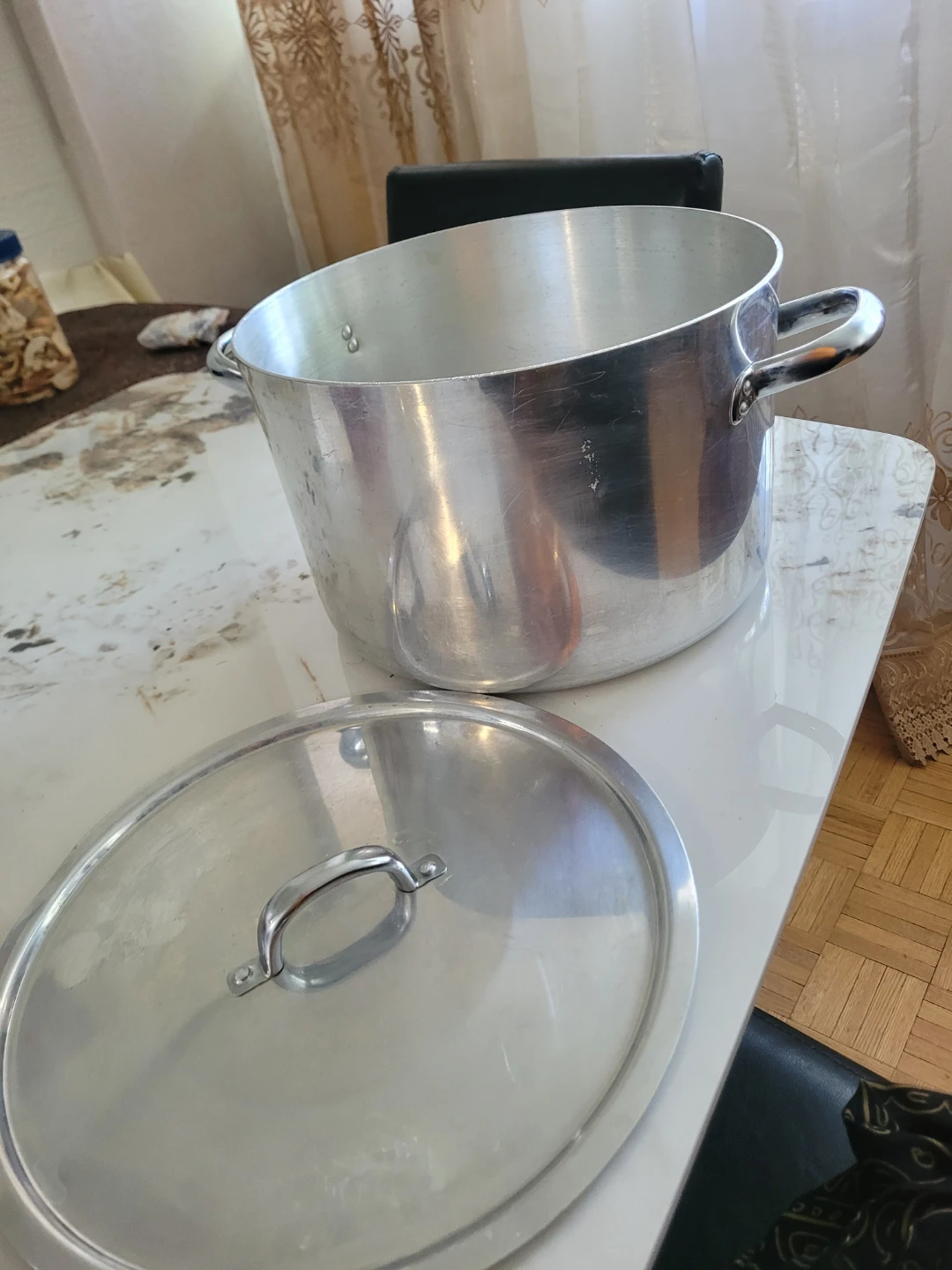 Large Aluminum biryani pot almost new $25 - photo 5