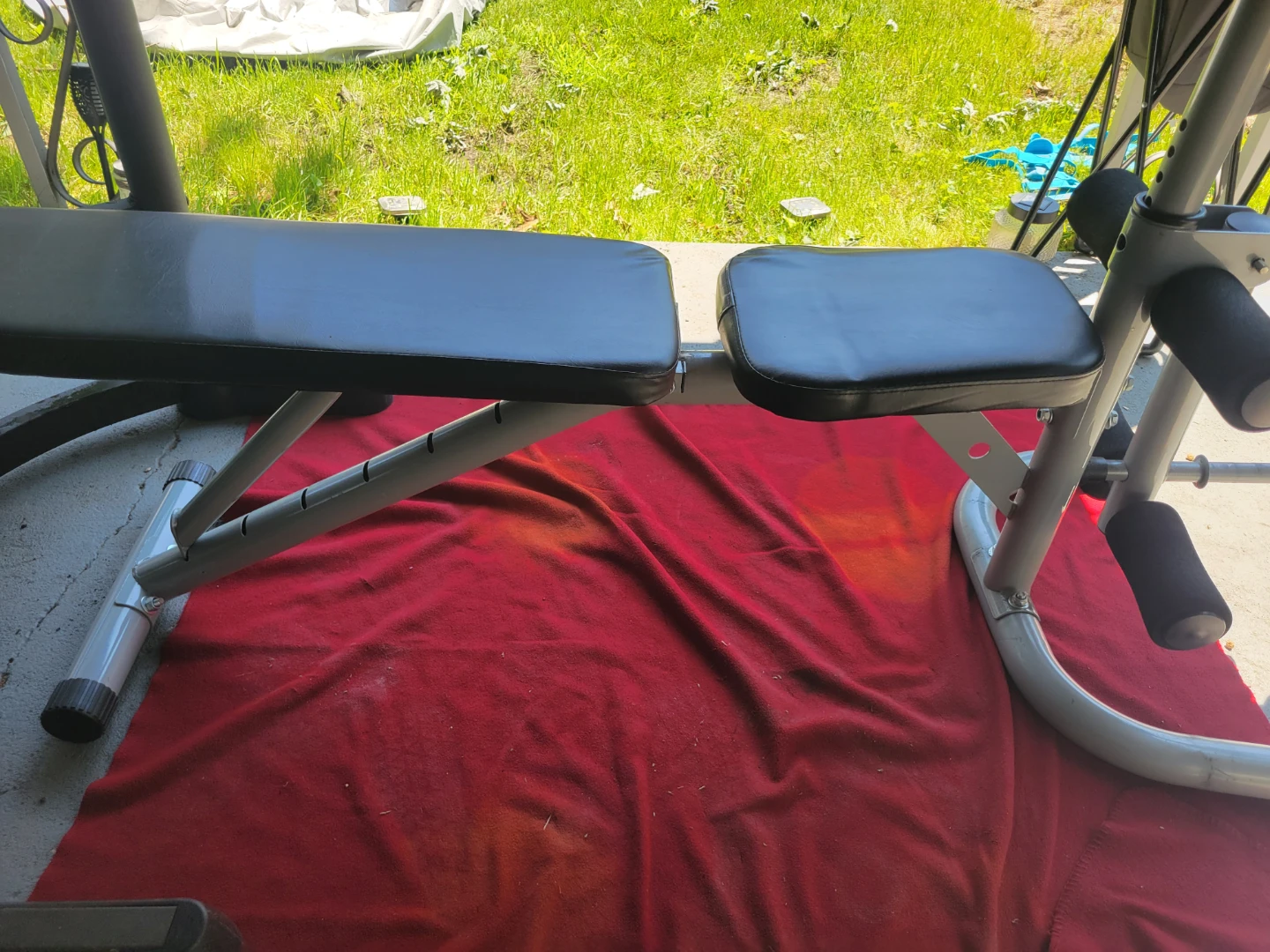 GOLD'S GYM  SQUAT RACK AND 6 POSITIONS ADJUSTABLE BENCH - photo 3