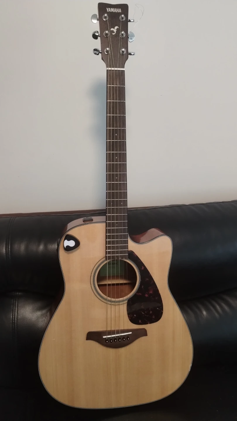 Yamaha FGX 800C Acoustic-Electric Guitar