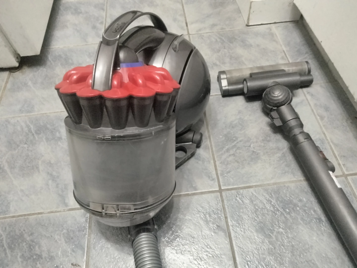 Dyson Ball Vacuum Cleaner - photo 4