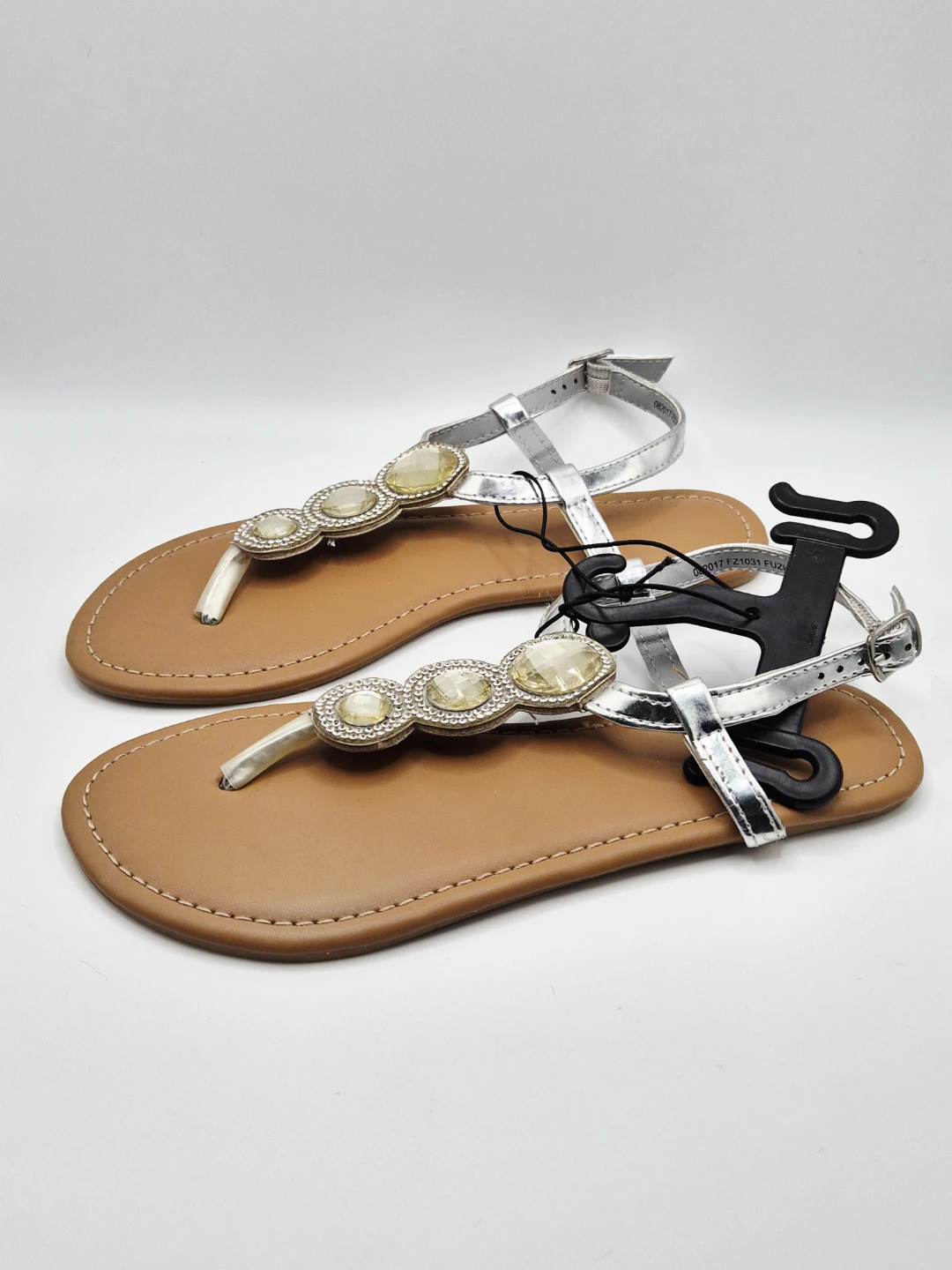😍 Silver Embellished Thong Sandals - photo 2