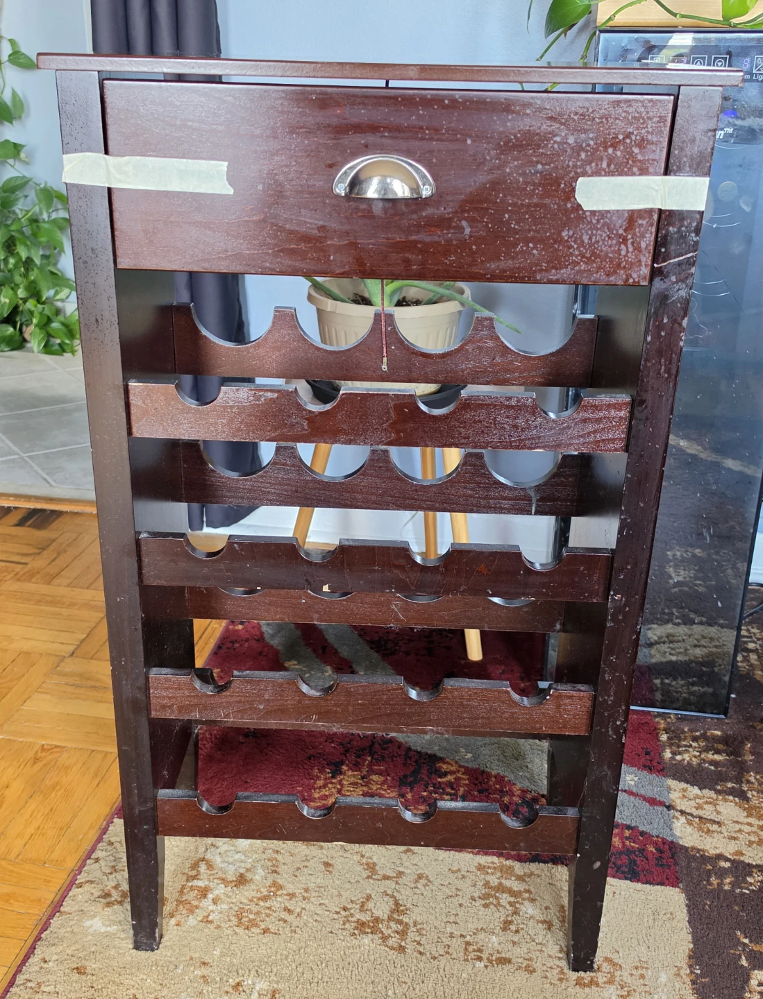 16 Bottle Solid Wood Wine Rack w/drawer
