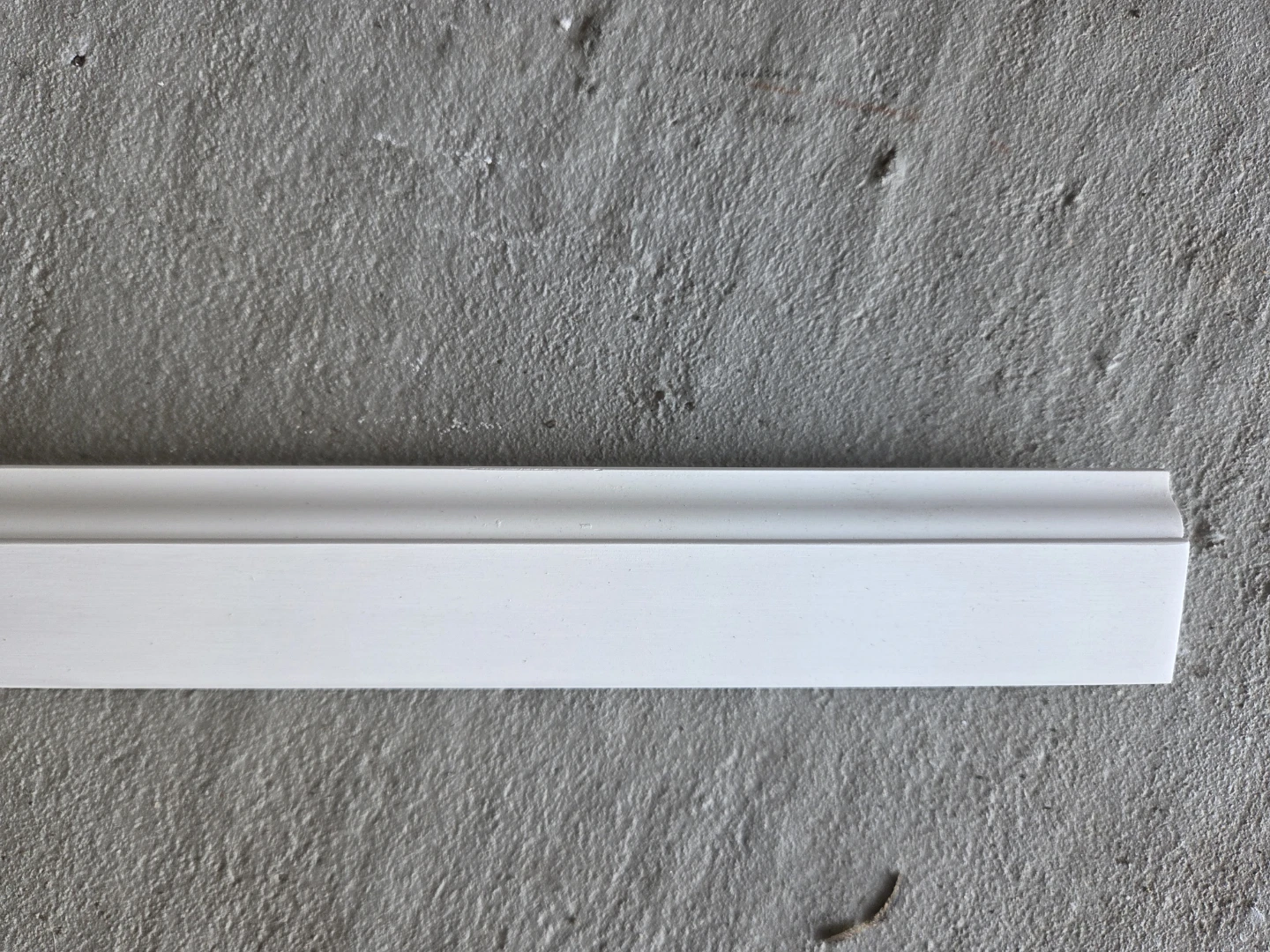 White Decorative Trim Moulding