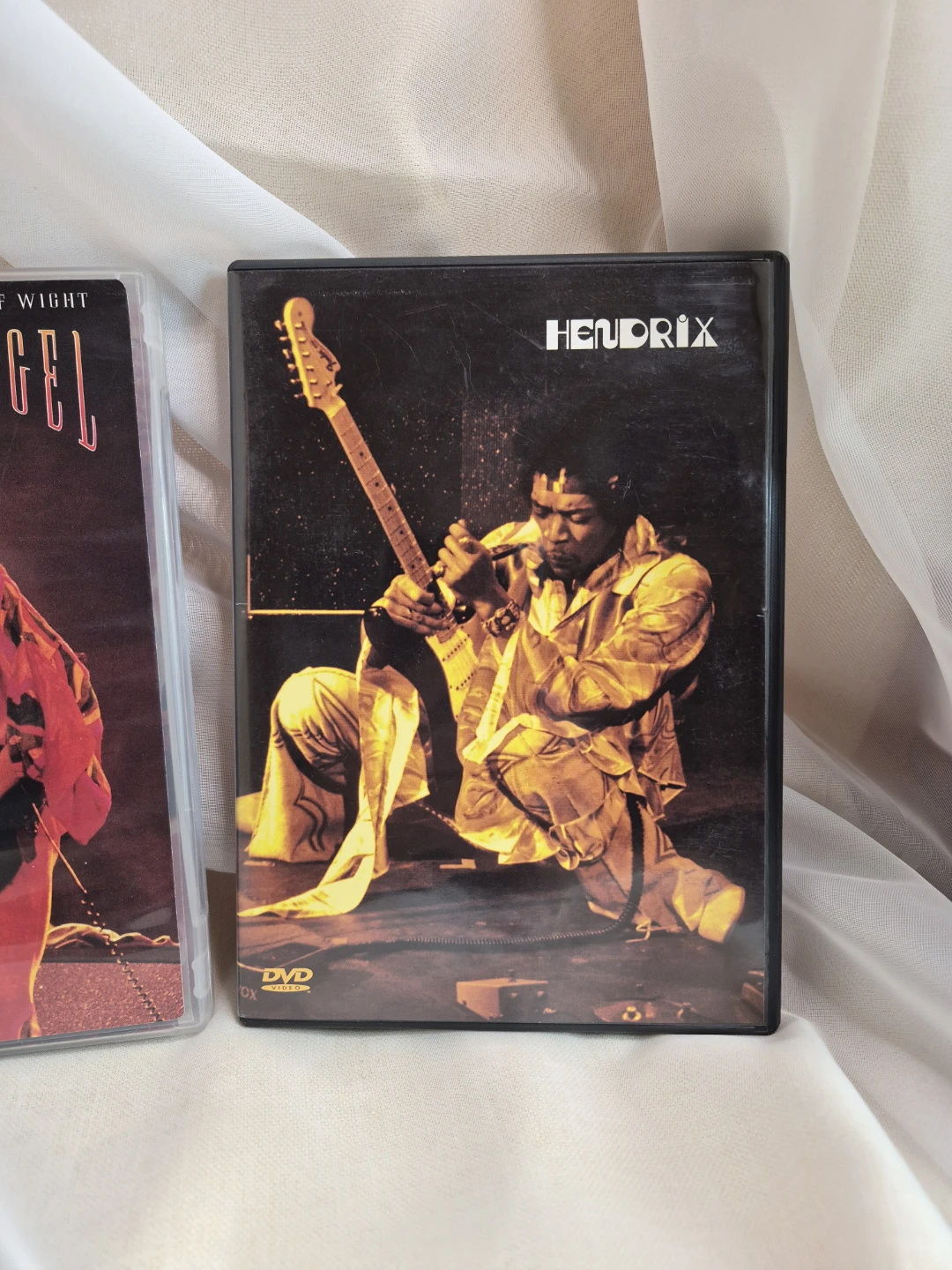 2 Jimmy Hendrix DVDs Sets - photo 3