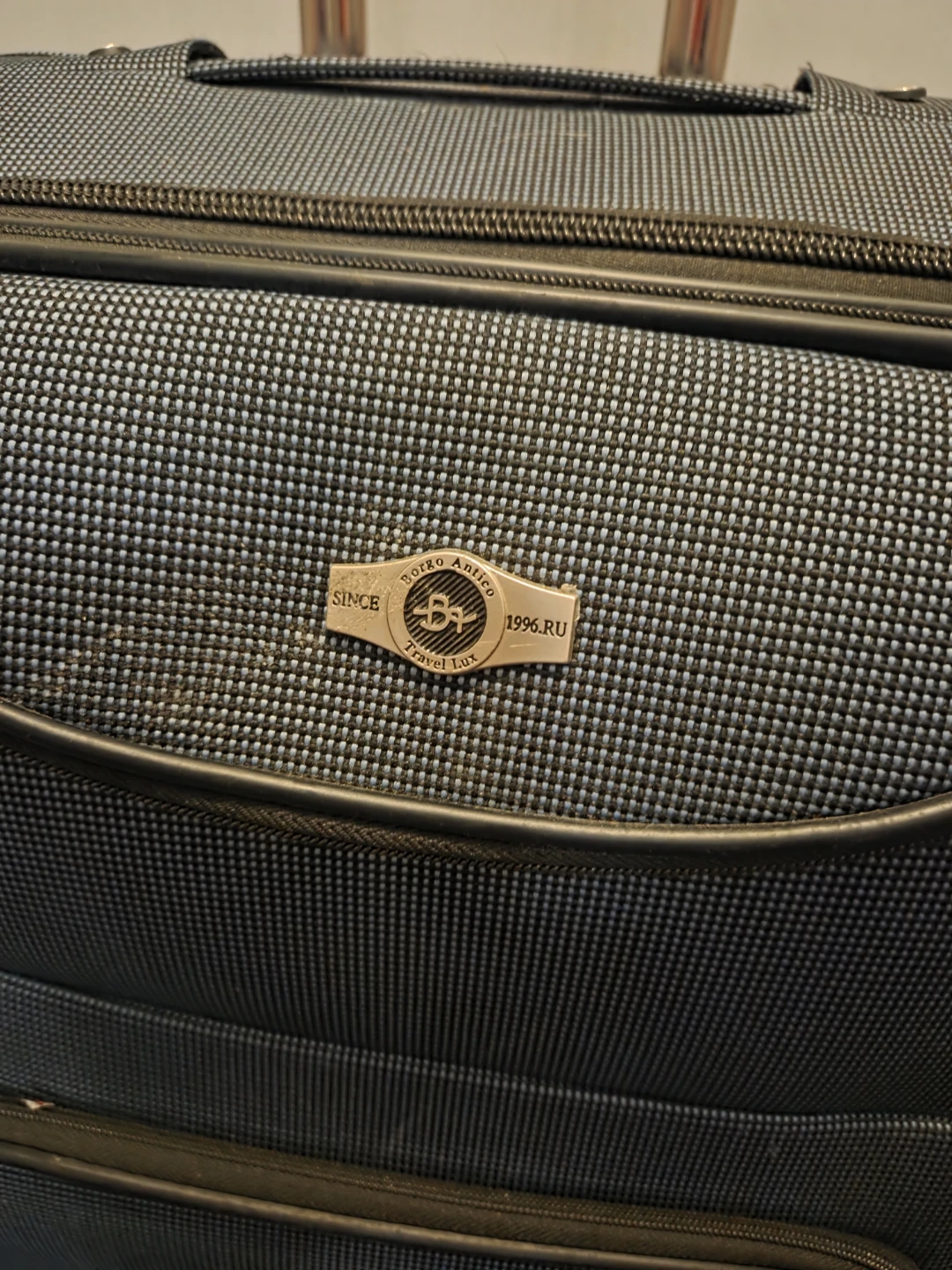 Travel Lux Cabin size Suitcase - photo 3