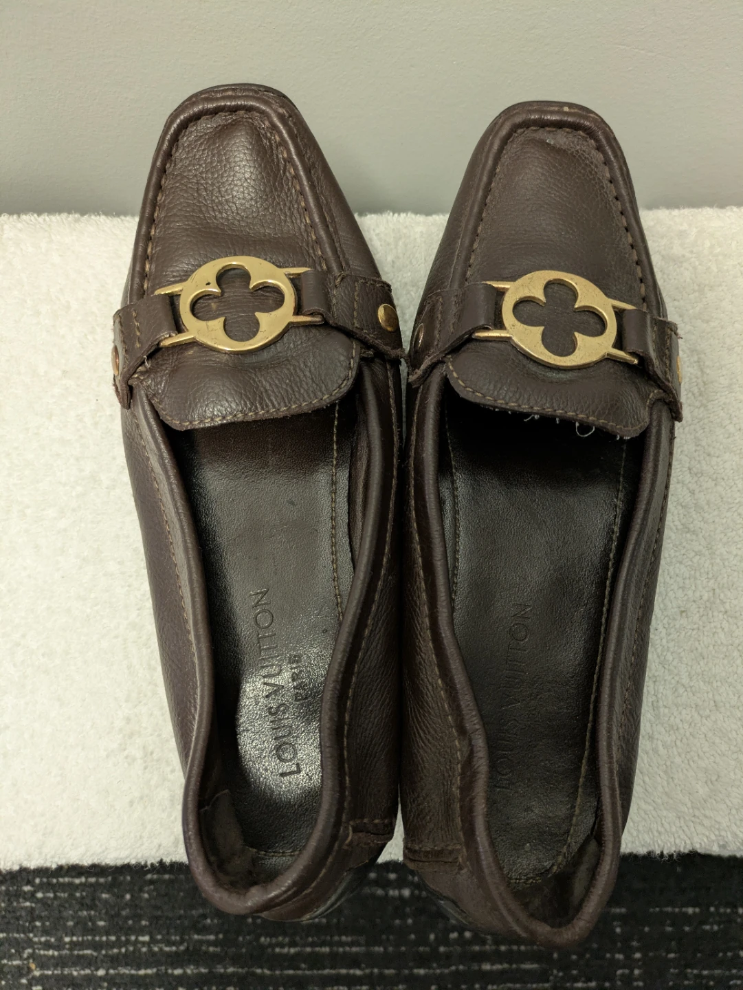 Louis Vuitton Women's Loafers - Brown Leather - photo 2