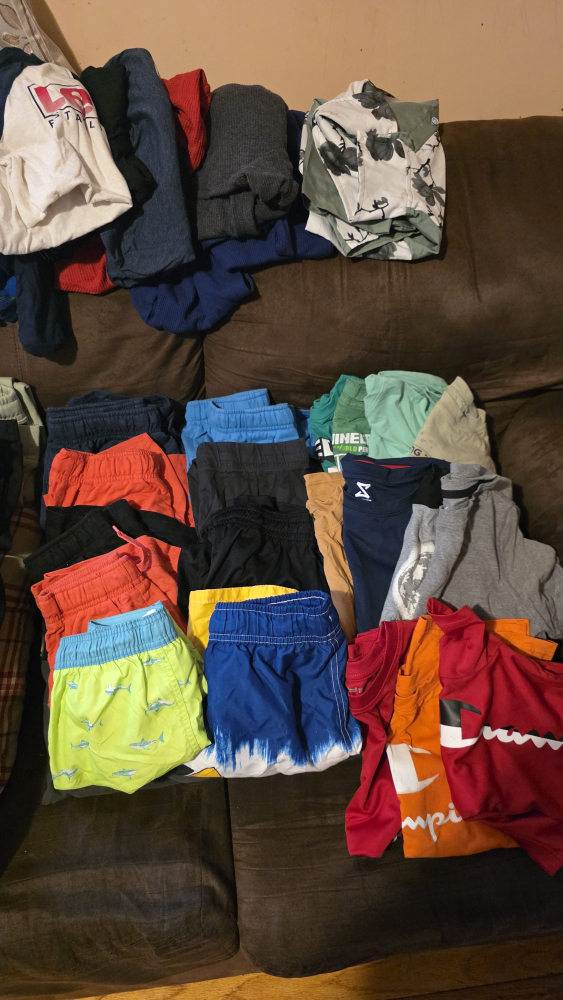 Boys Clothing Bundle size M - photo 3