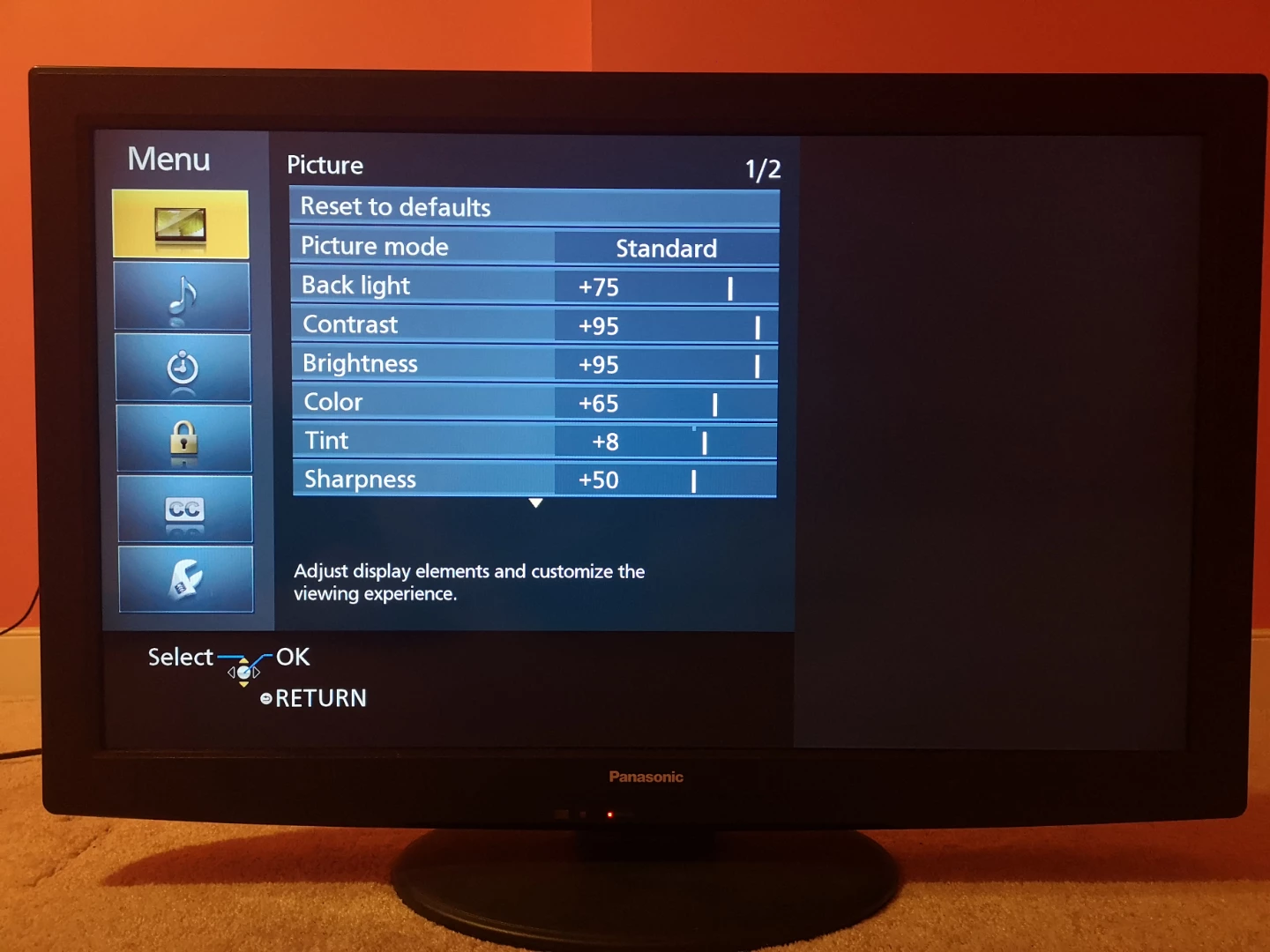 Panasonic TH-37LRU50 LCD TV