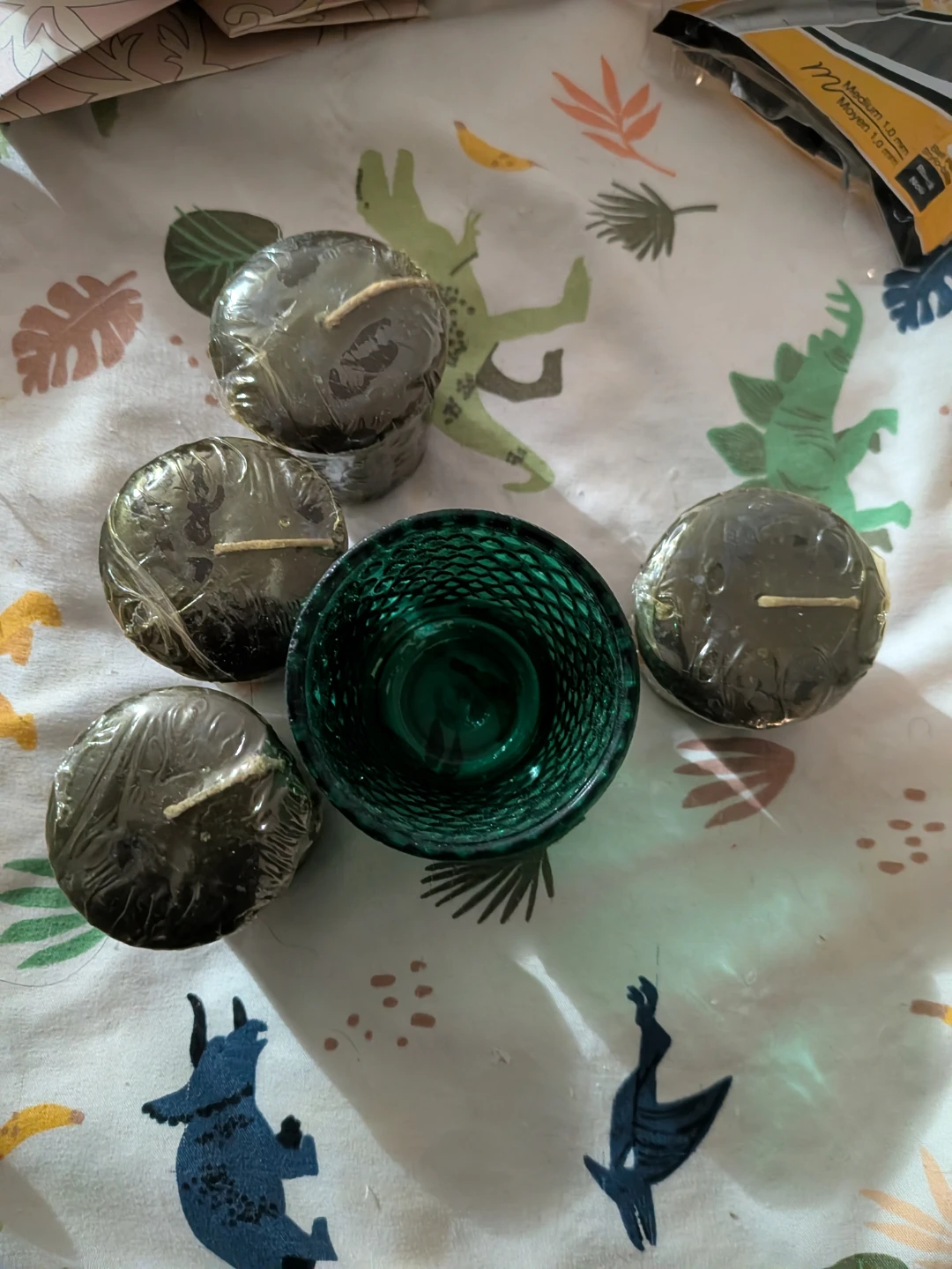 Tealight Holder with 4 Tealight Candles