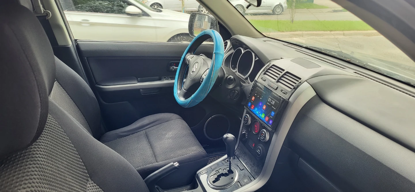 2010 suzuki grand vitara! $7000 or best offer! - photo 5