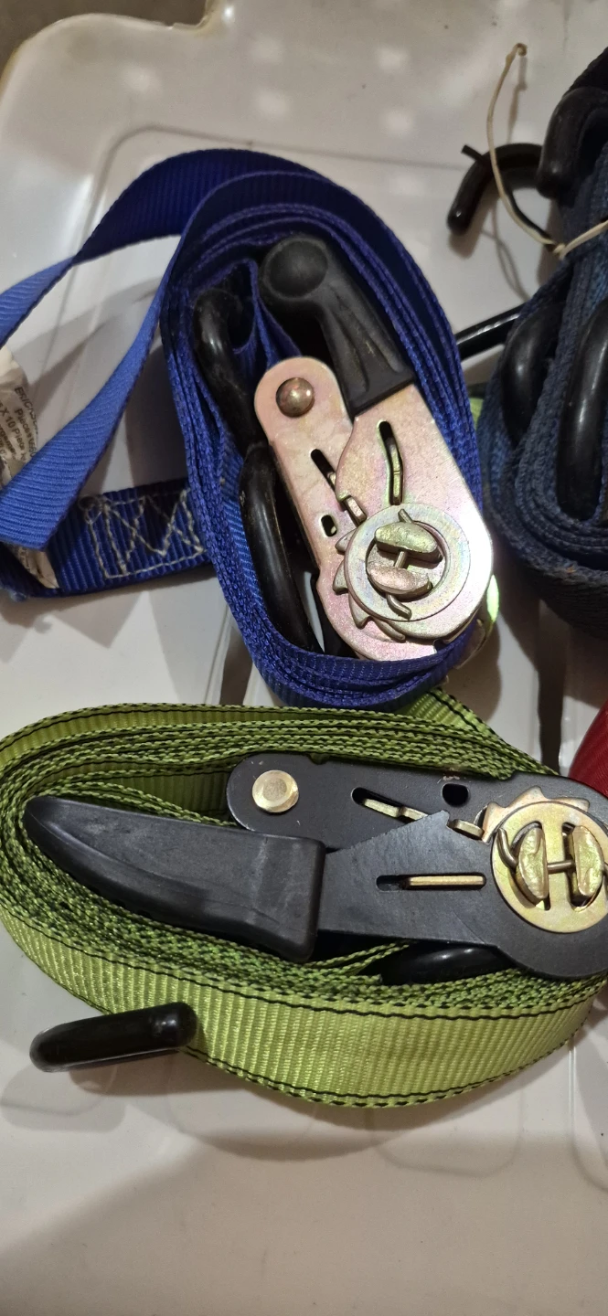 Ratchet Tie-Down Straps Set - photo 2