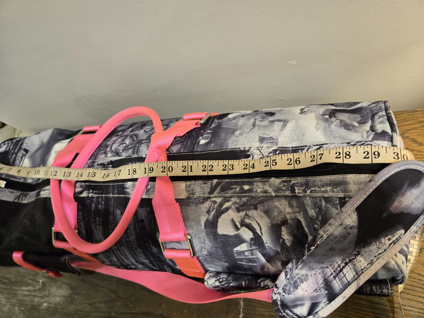 Lululemon Athletica Duffle Bag& YOGA Mat Carrier - photo 5