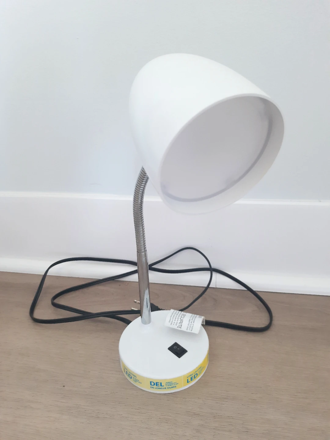 White LED Desk Lamp - photo 2
