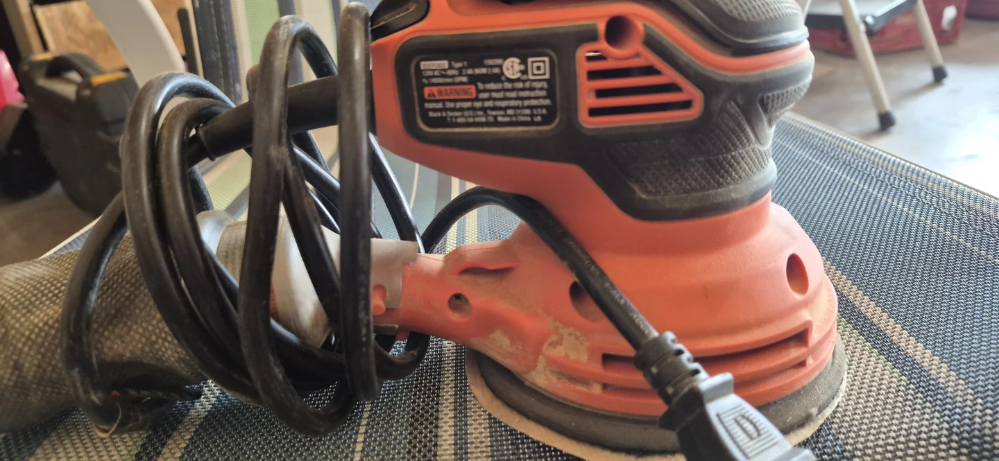 Black+Decker Random Orbit Sander - photo 3