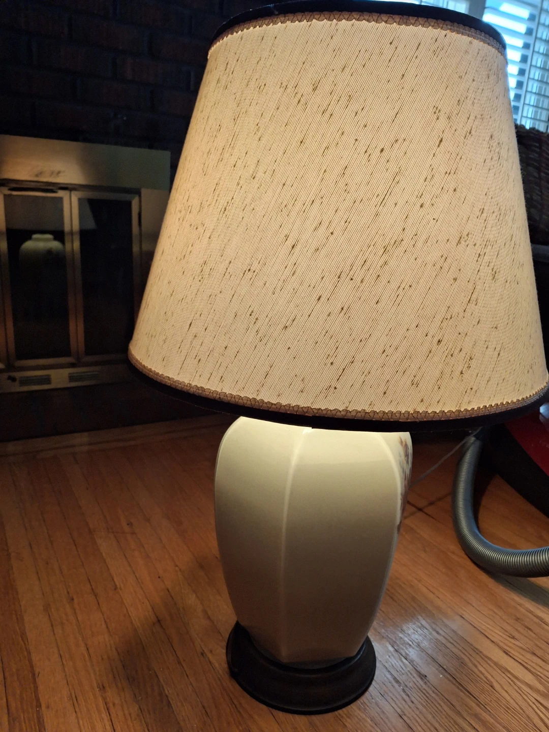Vintage Ceramic Table Lamp with Floral Design - photo 5