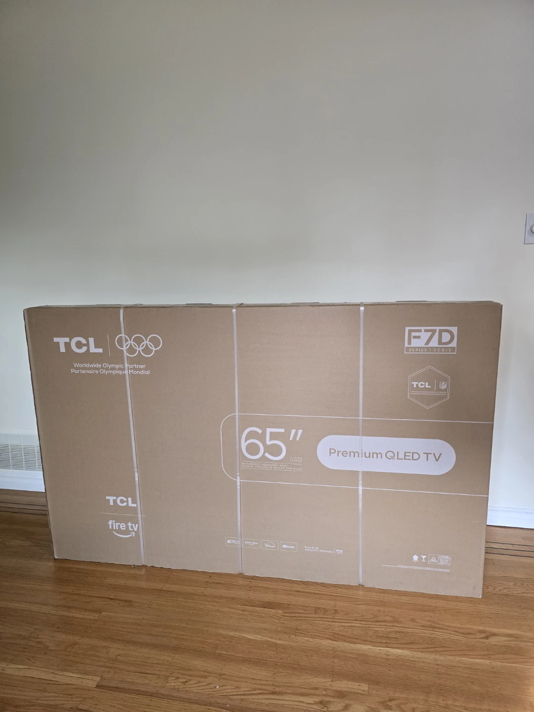 TCL 65 inch Qled smart tv (Brand new