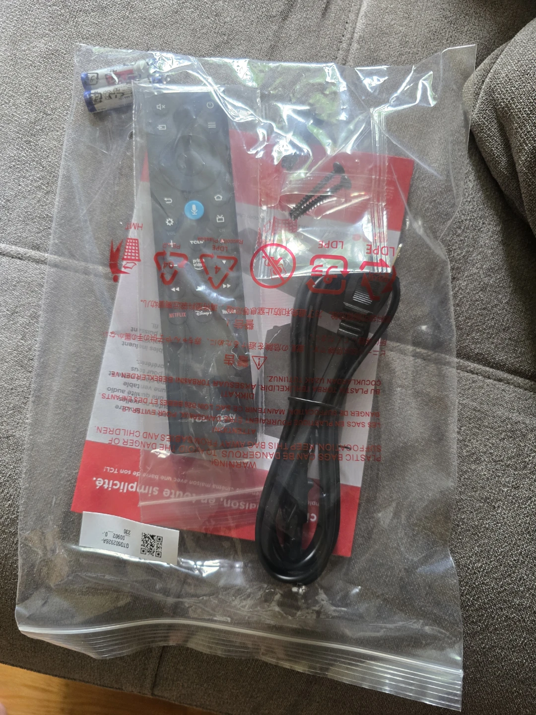 TCL 65 inch Qled smart tv (Brand new - photo 4