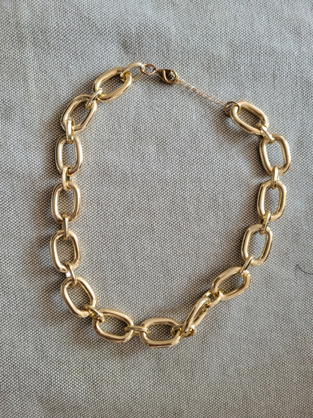 Gold Tone Chunky Chain Necklace