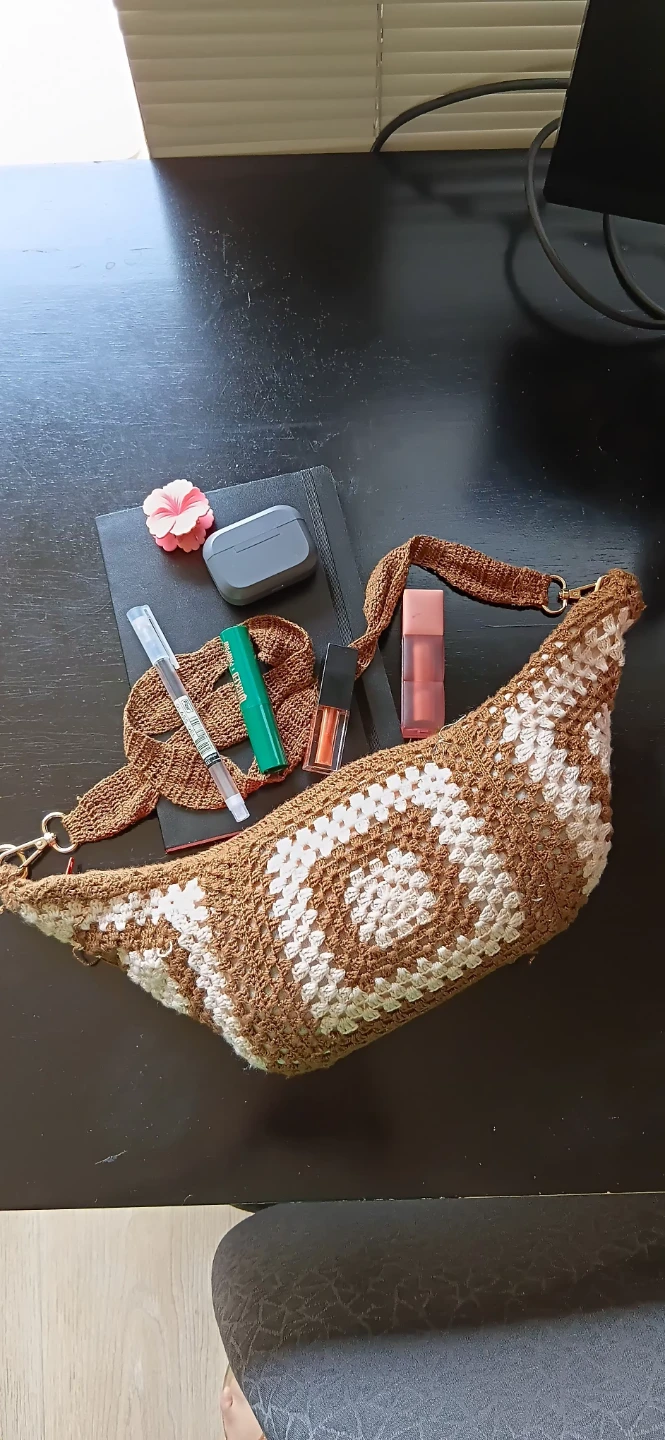 Crocheted Brown & White Shoulder Bag - photo 2