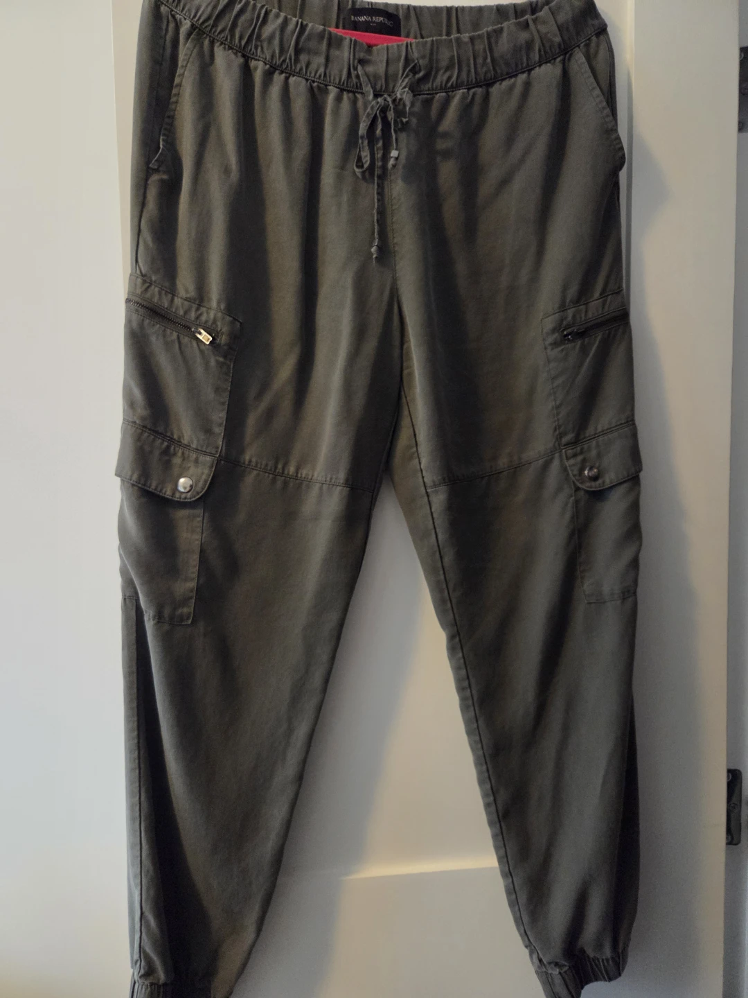 Banana Republic Cargo Pants - Olive Green - Size M