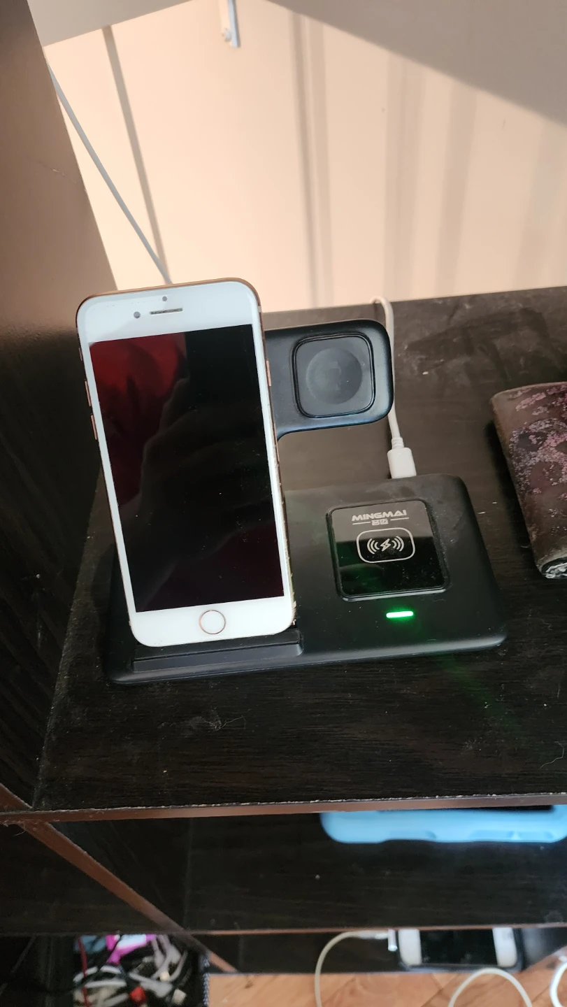 Apple iPhone 8 Rose Gold - photo 2