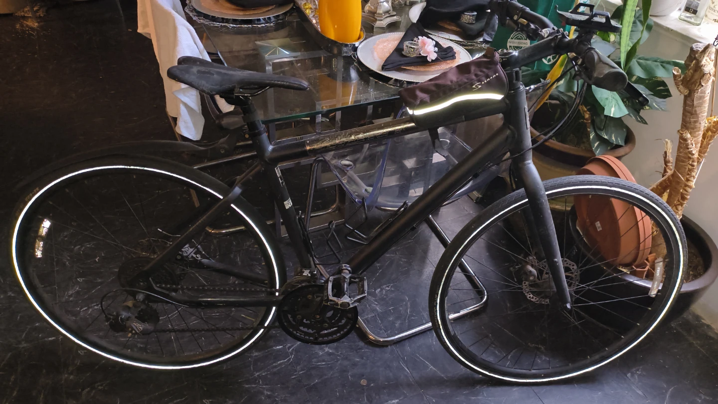Specialized Sirrus Commuter Bike