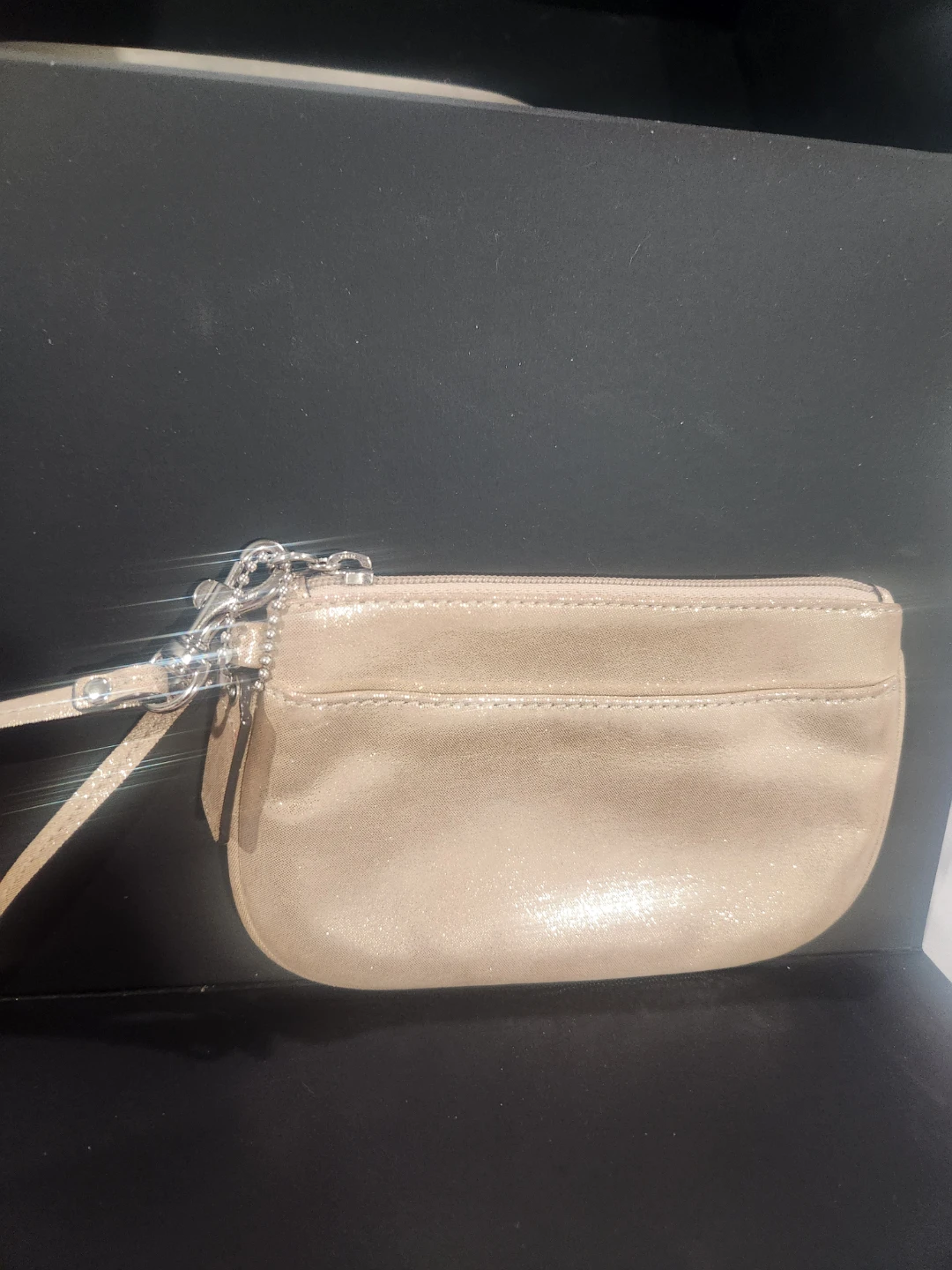 Coach mini champagne Wristlet - photo 2