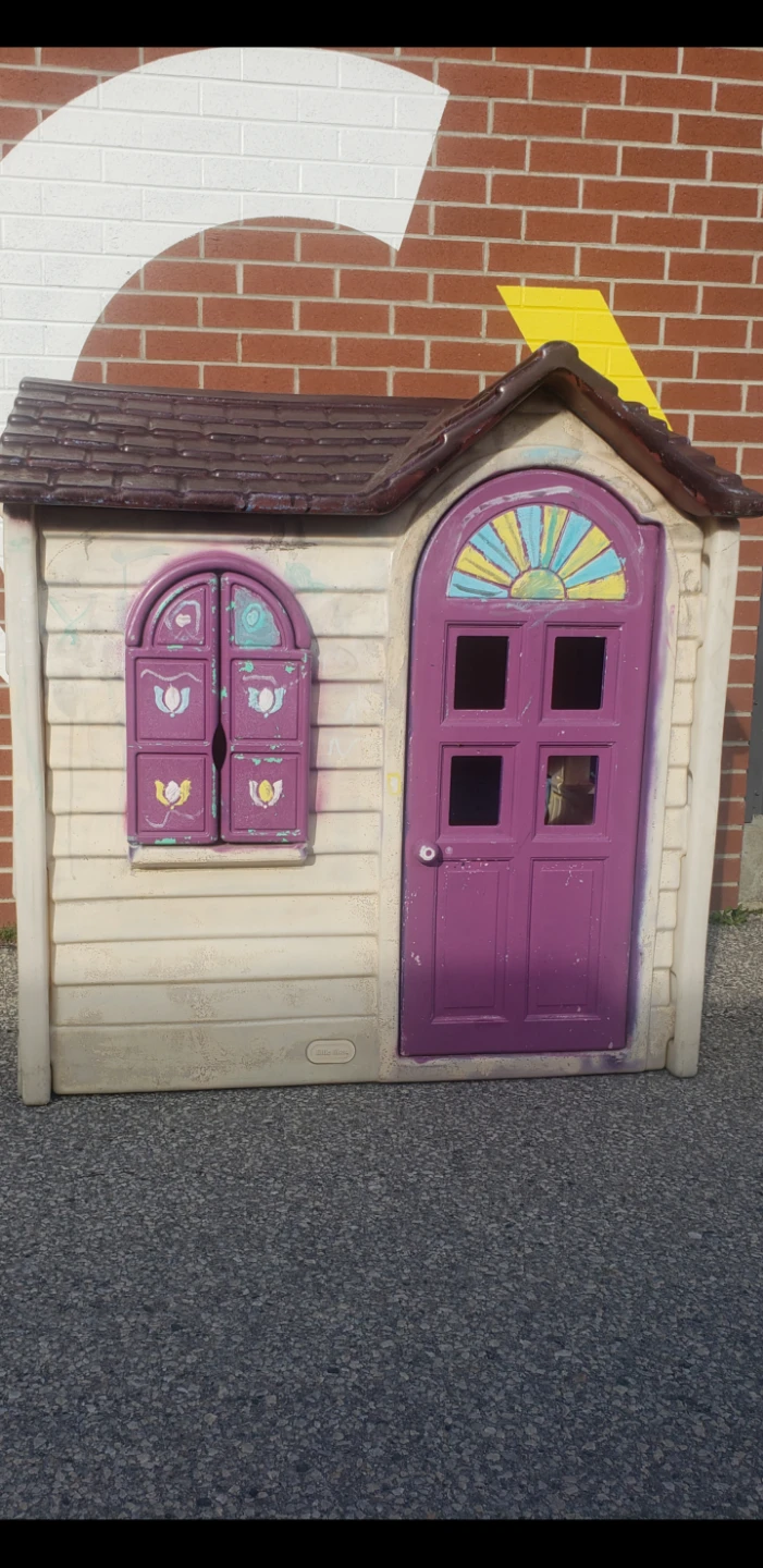 Little Tikes Play House - photo 2