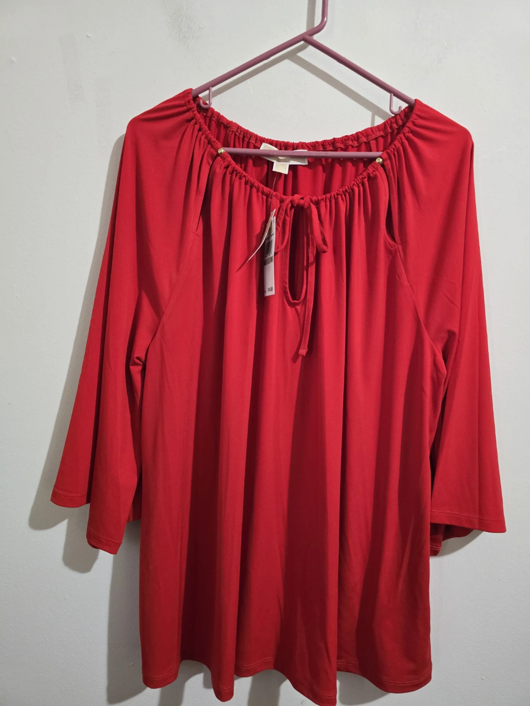 ​NWT MICHAEL Michael Kors Lacquer Red Keyhole Top Blouse